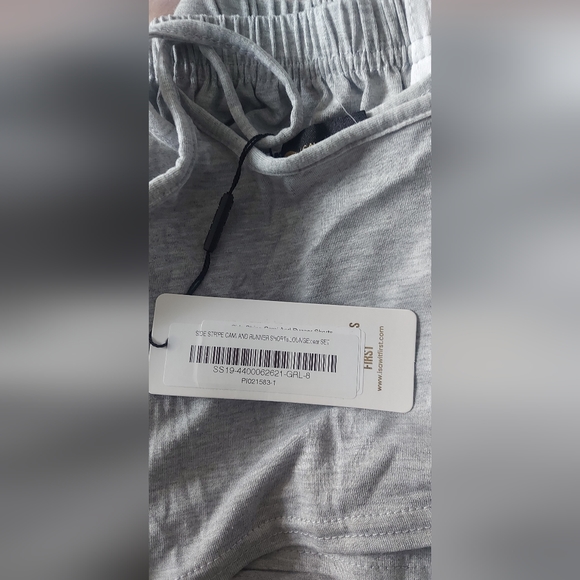 Cami with short - Picture 2 of 7